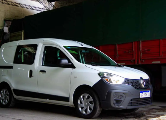 Renault kangoo express: el furgón más popular en Argentina