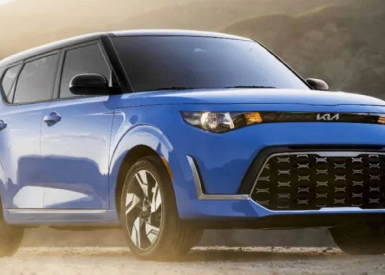 Hace una década, Kia presentó el Soul EV, marcando un hito en la industria como el primer vehículo eléctrico de la marca con alcance global.