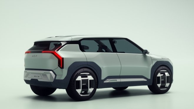 KIA se prepara para lanzar su SUV eléctrico más pequeño y económico, el EV3, revolucionando el mercado de la movilidad sostenible.