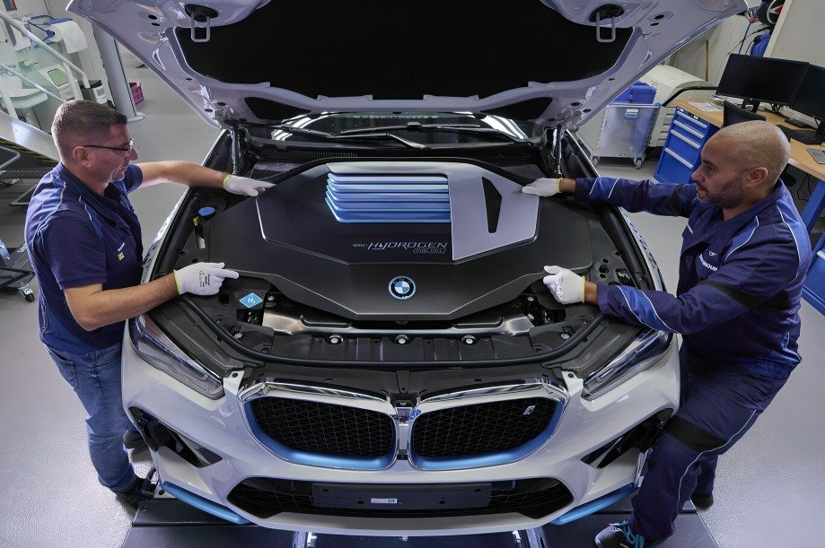 Innovación motor eléctrico: BMW presenta un motor dual revolucionario que redefine la potencia y eficiencia en vehículos eléctricos