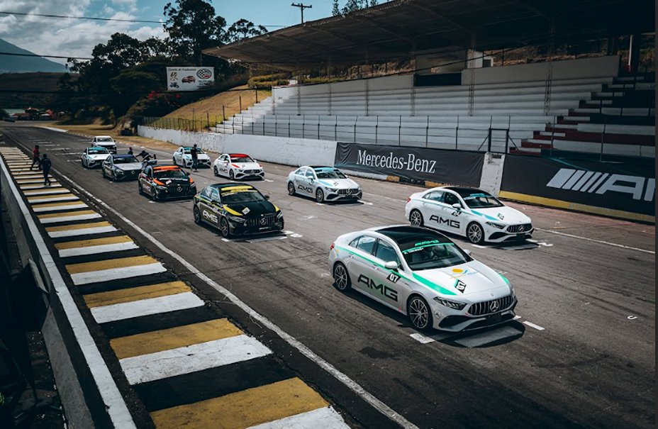 Potencia y lujo de Mercedes-AMG destacan en el Stardrive Championship Ecuador, combinando adrenalina, tecnología y exclusividad premium.