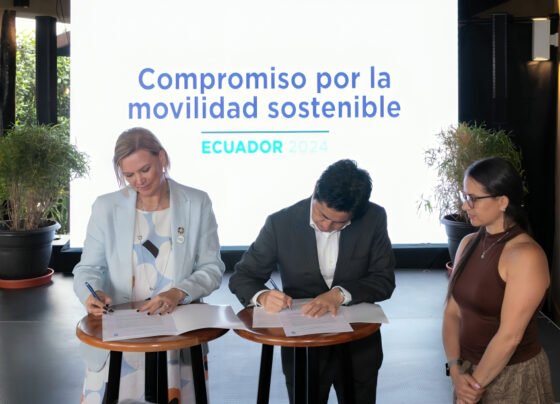 Movilidad sostenible en Ecuador: impulsan alianzas estratégicas para reducir emisiones, proteger la biodiversidad y fomentar una economía.