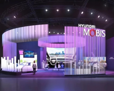 Hyundai Mobis presenta una innovadora pantalla holográfica para autos, prometiendo una experiencia inmersiva de datos y entretenimiento.