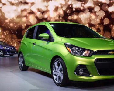 El icónico Chevrolet Spark vuelve en una versión eléctrica, adaptada a las demandas de movilidad sostenible y mercados emergentes.