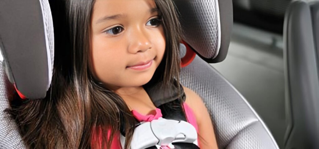 Sillas de seguridad: información esencial para elegir, instalar y usar correctamente el asiento ideal para niños en el auto.
