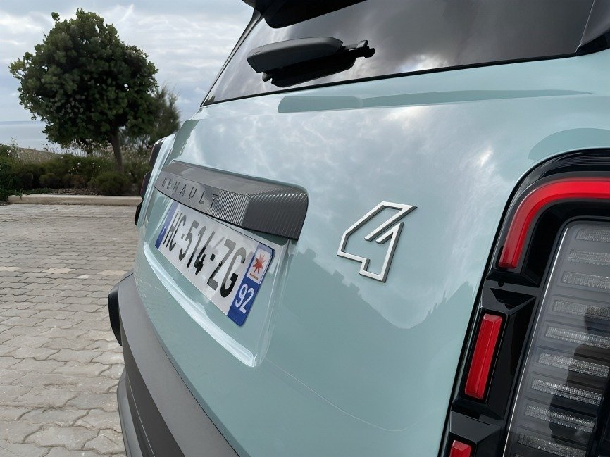Renault 4
