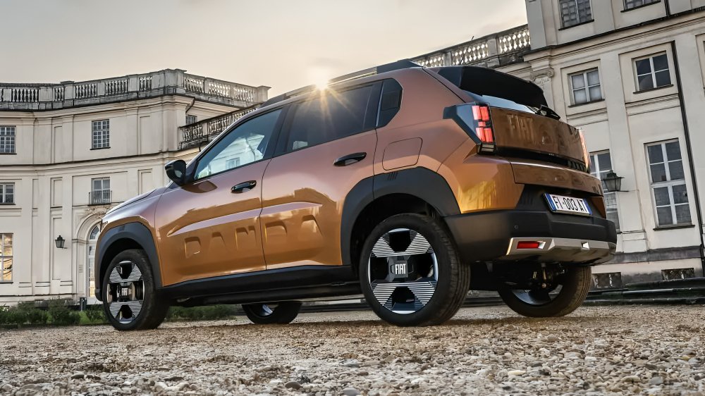 Fiat Grande Panda manual llega con motor gasolina y caja manual, sin sistema híbrido, ampliando la gama para mercados globales y emergentes.