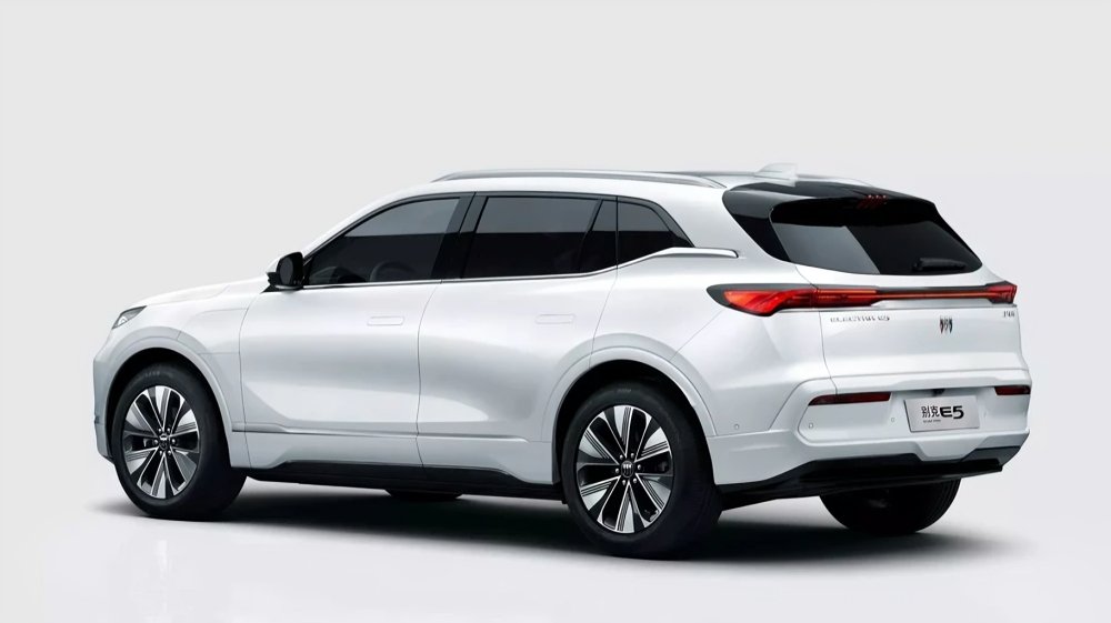 Buick Electra E5 2026 ofrece diseño renovado, tecnología avanzada y hasta 620 km de autonomía en el mercado chino.
