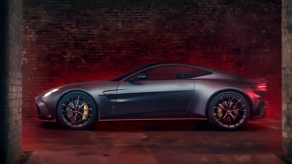 Aston Martin Vantage S 2025