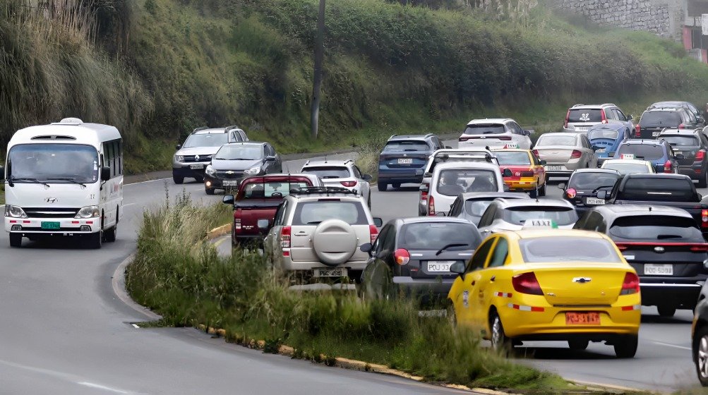 Cómo ahorrar gasolina en el tráfico: estrategias efectivas para conductores en Ecuador