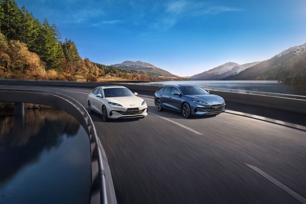 BYD Seal 6 DM-i híbrido enchufable en versión sedán y Touring para Europa