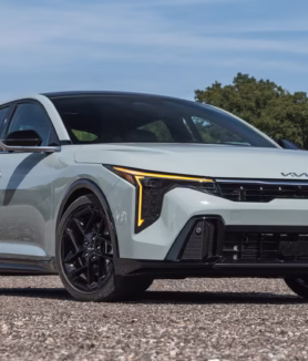 Kia K4 logra cinco estrellas en seguridad en pruebas de Latin NCAP