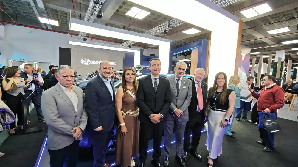 GAC presenta cuatro modelos de vehículos con tecnología avanzada en showroom de Automundo 2025 Ecuador
