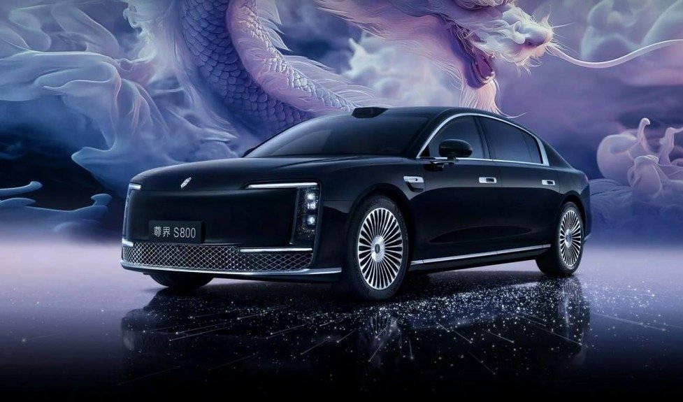 Coche chino tipo Rolls-Royce: el Maextro S800 de JAC y Huawei arrasa en ventas