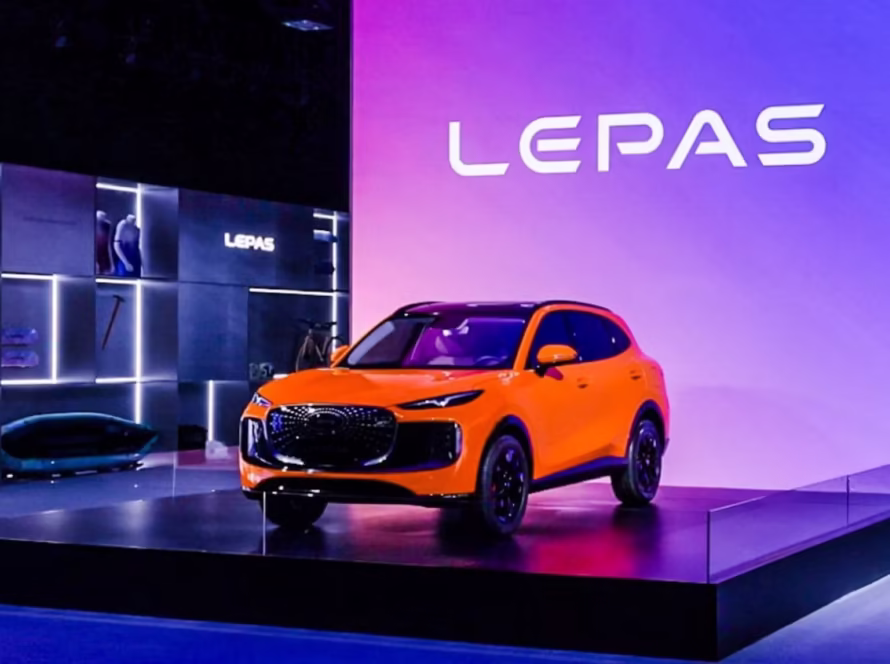 Modelos Lepas L8, L6 y L4, la nueva marca de Chery que llega a España