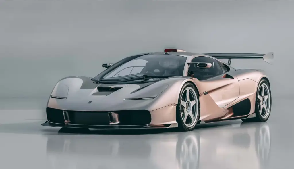 S1 LM, el regreso espiritual del McLaren F1 presentado por Gordon Murray Automotive.