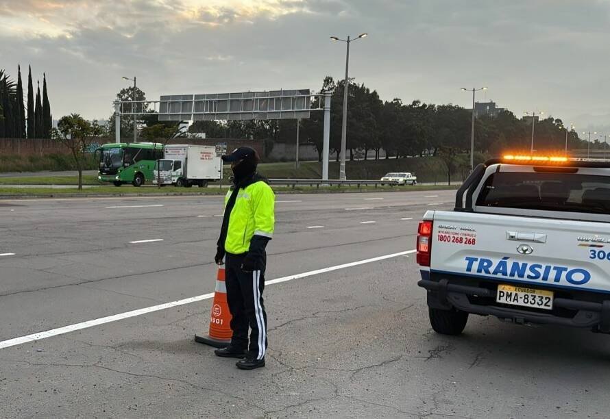 pico y placa en Quito este 2 de diciembre de 2025