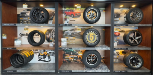 Neumático Continental con el sello de la 