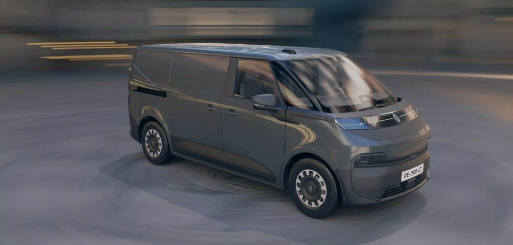 Renault Trafic Furgón E-Tech eléctrico blanco estacionado en entorno urbano mostrando diseño compacto y moderno