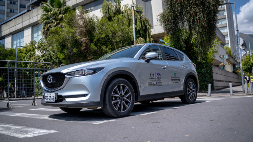 Alivo Renting y Mazda