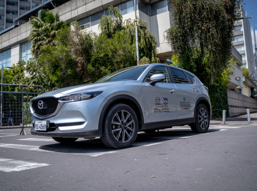 Alivo Renting y Mazda