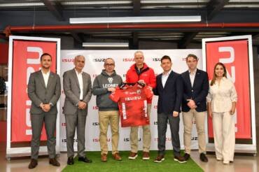 Isuzu Auspicio Leones Fútbol Club: Sponsor Principal Temporada 2026 en Ecuador