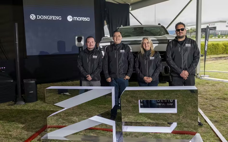Dongfeng Z9 camioneta mediana china presentada en Ecuador mercado automotor 2026 con neumáticos todoterreno
