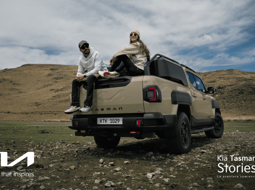 Kia Tasman recorriendo terrenos extremos en Latinoamérica durante el docuseries Kia Tasman Stories