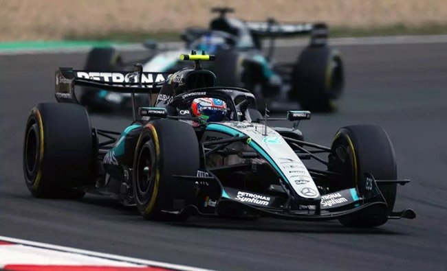 Antonelli gana China Sainz Alonso