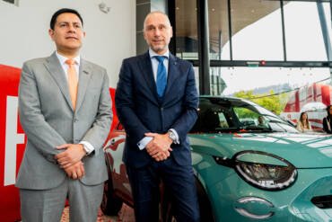 Stellantis impulsa la movilidad híbrida en Ecuador con el FIAT 600 y el nuevo Jeep Avenger