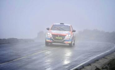 Rally Ambato Guerrero 4.172 Metros: Juan Renault Clio 1h 1m 21s