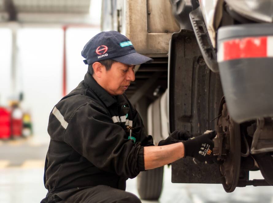 Teojama Carlos Tapia mantenimiento camiones