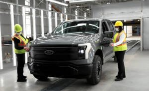 Retiro de vehículos Ford por fallas en limpiaparabrisas: Ford Explorer y Lincoln afectados 2020-2022