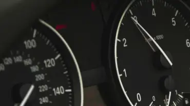 Cuidado al comprar autos por internet: aumentan estafas y los jóvenes son los más afectados