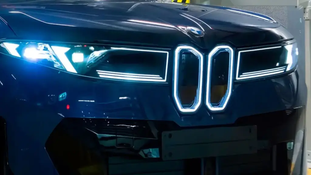 BMW iX3