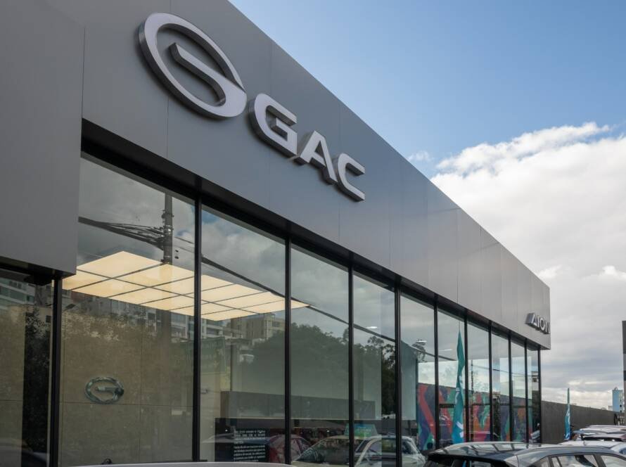 expansión de GAC en Ecuador con nuevos showrooms en Quito y Cuenca