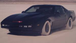 autos icónicos de series de televisión como KITT, Batimóvil y Mystery Machine