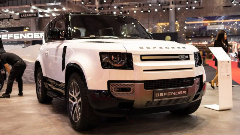 Land Rover Defender 2026