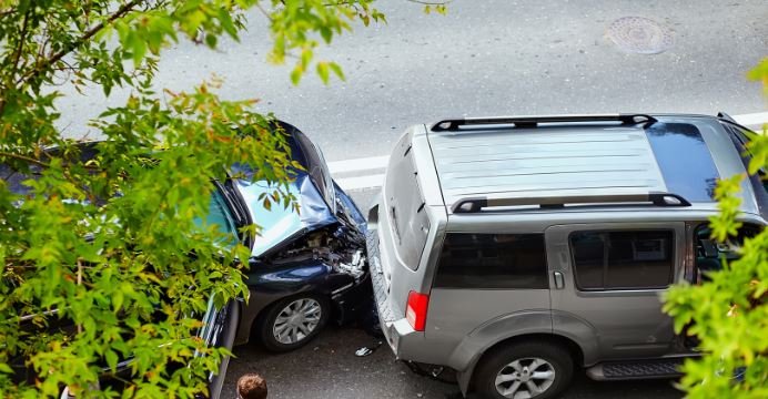 Vehículos involucrados en accidente de tránsito urbano — seguro vehicular en 2026