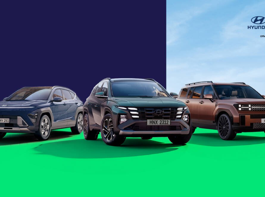 Vehículo Hyundai con bandera del Mundial 2026 en México de fondo, campaña promocional Ecuador