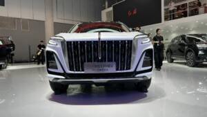 Hongqi HS3