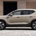 Lanzamiento premium en Japón: El Volvo XC40 Ultra B4 AWD Selection ya está disponible