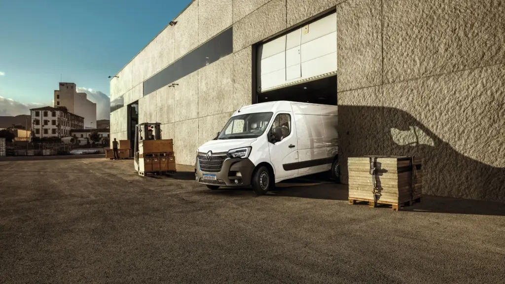 Campaña Renault impulsa tu negocio, vehículos comerciales y eléctricos para empresas en México