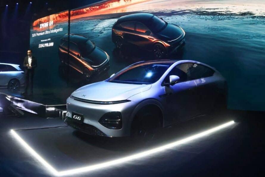 SUV eléctricas Xpeng G6 y G9, modelos que presenta la marca al llegar a Colombia con tecnología avanzada y precios desde $150 millones