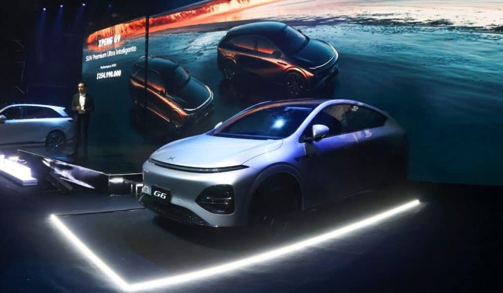 SUV eléctricas Xpeng G6 y G9, modelos que presenta la marca al llegar a Colombia con tecnología avanzada y precios desde $150 millones