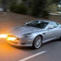Aston Martin DB9 transformado: el auto con lanzallamas inspirado en 007 que ya está a la venta