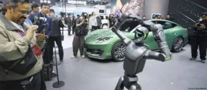Pabellón de la marca china BYD en el Salón del Automóvil de Beijing, abril de 2026