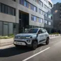 El eléctrico barato de Dacia deja China para fabricarse en Europa y ser más coche