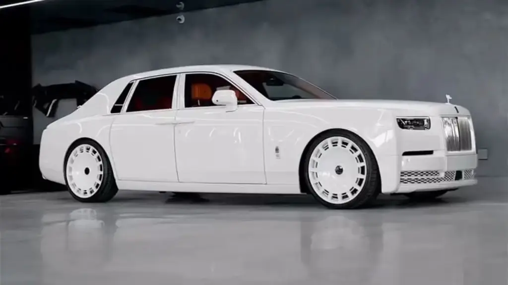 Mansory Phantom blanco naranja