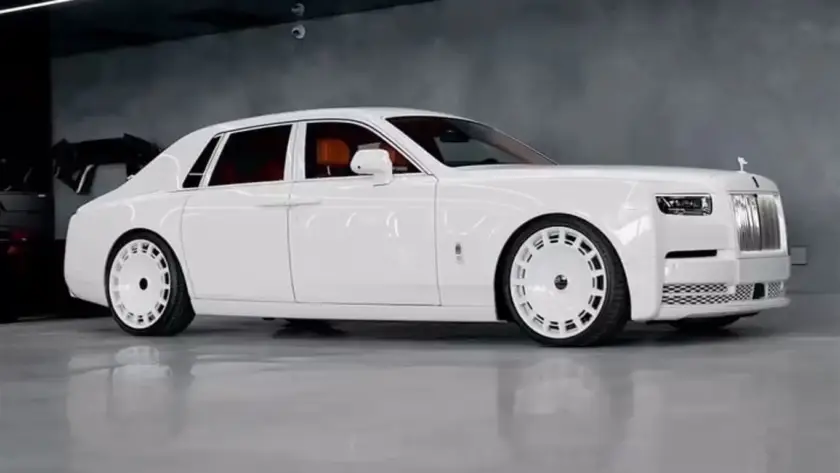 Mansory Phantom blanco naranja